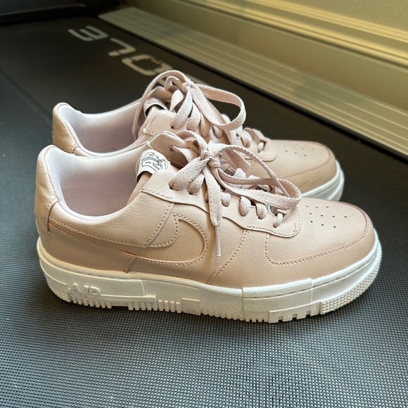 Nike Shoes - Nike Air Force Platform Sneaker, Women’s size 8